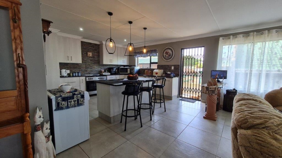 3 Bedroom Property for Sale in Dana Bay Western Cape
